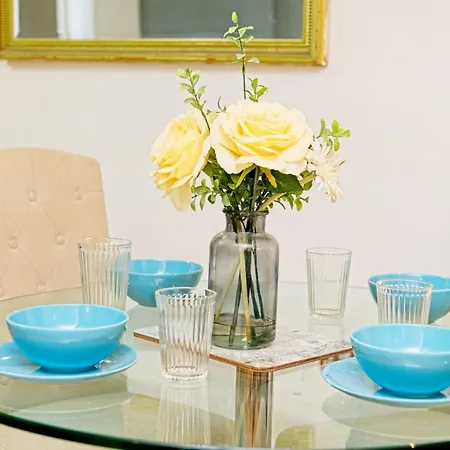 Centre Beautiful Walking Distance To Bullring Shopping Centre Private Parking Apartmán Birmingham