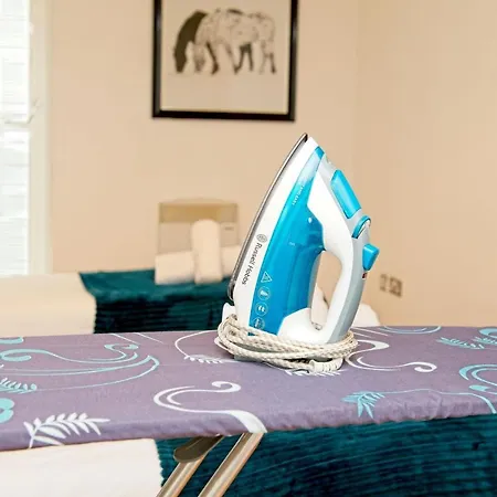 Centre Beautiful Walking Distance To Bullring Shopping Centre Private Parking * Birmingham