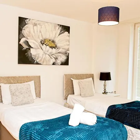 Centre Beautiful Walking Distance To Bullring Shopping Centre Private Parking